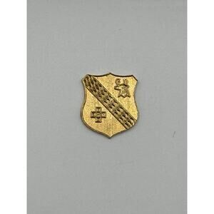 Vintage Gold Colored Buick Hood Emblem Shaped Lapel Pin HTF